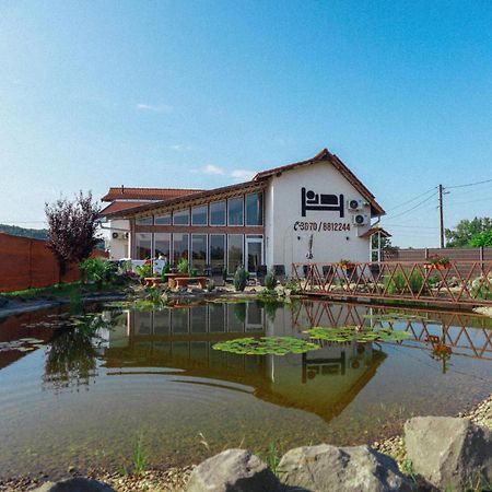 Megnyugtat-Lak Apartmanhaz Demjen Ngoại thất bức ảnh
